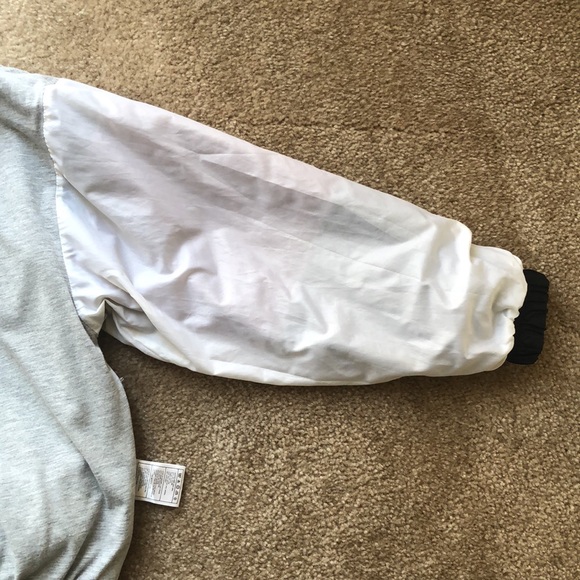 COPY - Women’s VINTAGE Nike Black/Maroon Windbreaker Jacket sz M (8-10) - Picture 14 of 16